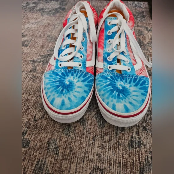 Tie Dye Vans - Picture 2 of 6